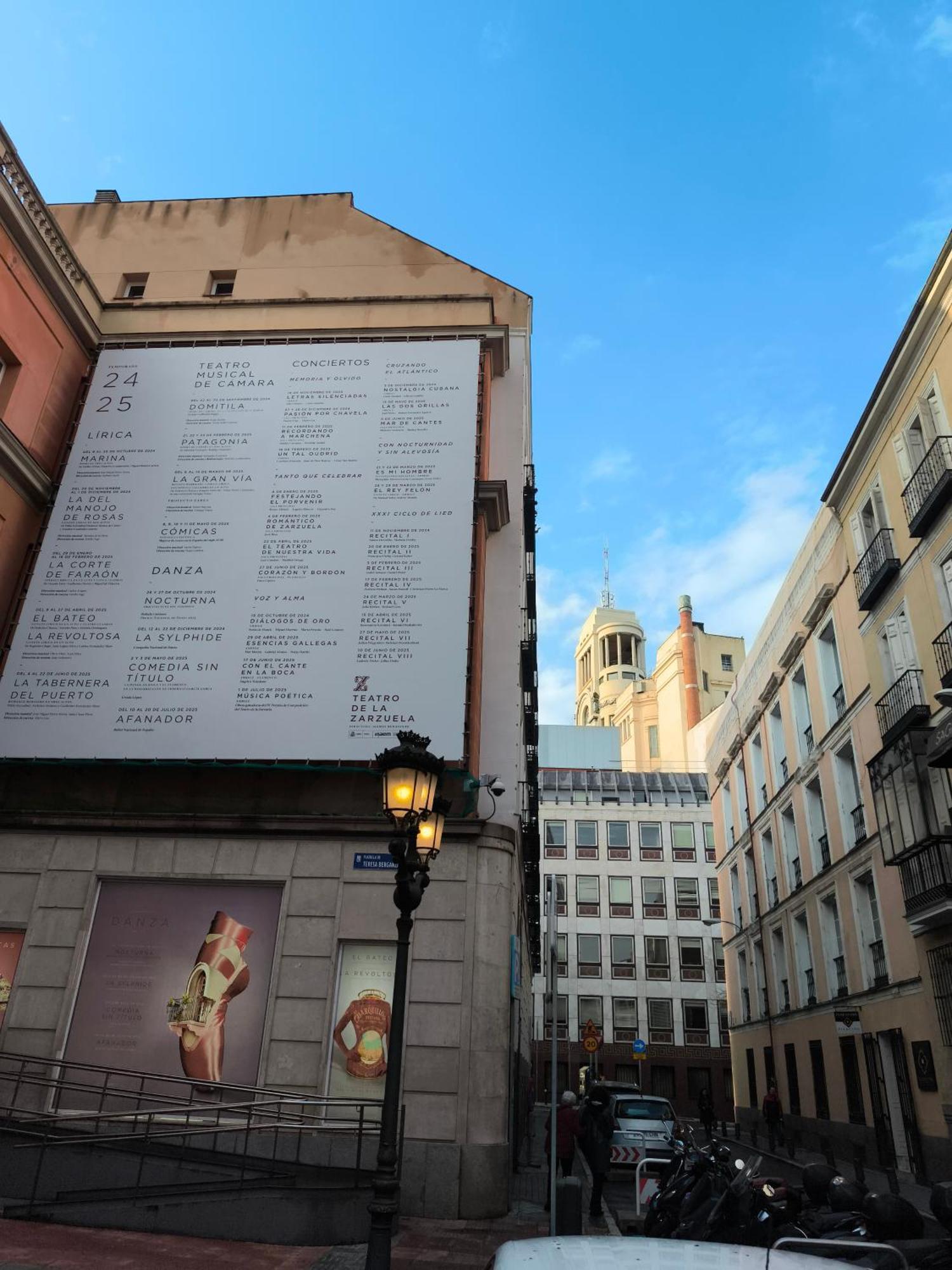 Hostel Latimoamericano Masculino Madrid Exterior photo